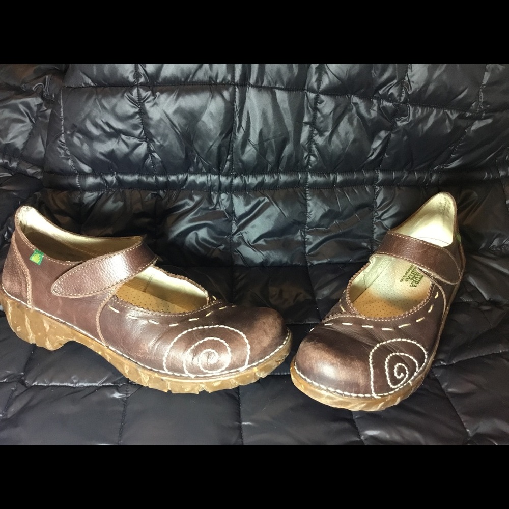 El Naturalista N095 Yggdrasil Leather Mary Jane